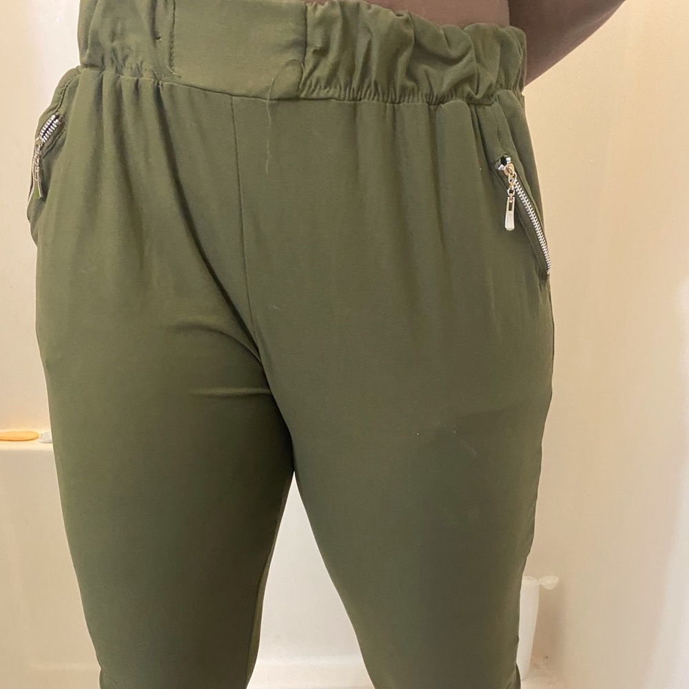 Joggers - Picture 4 of 4